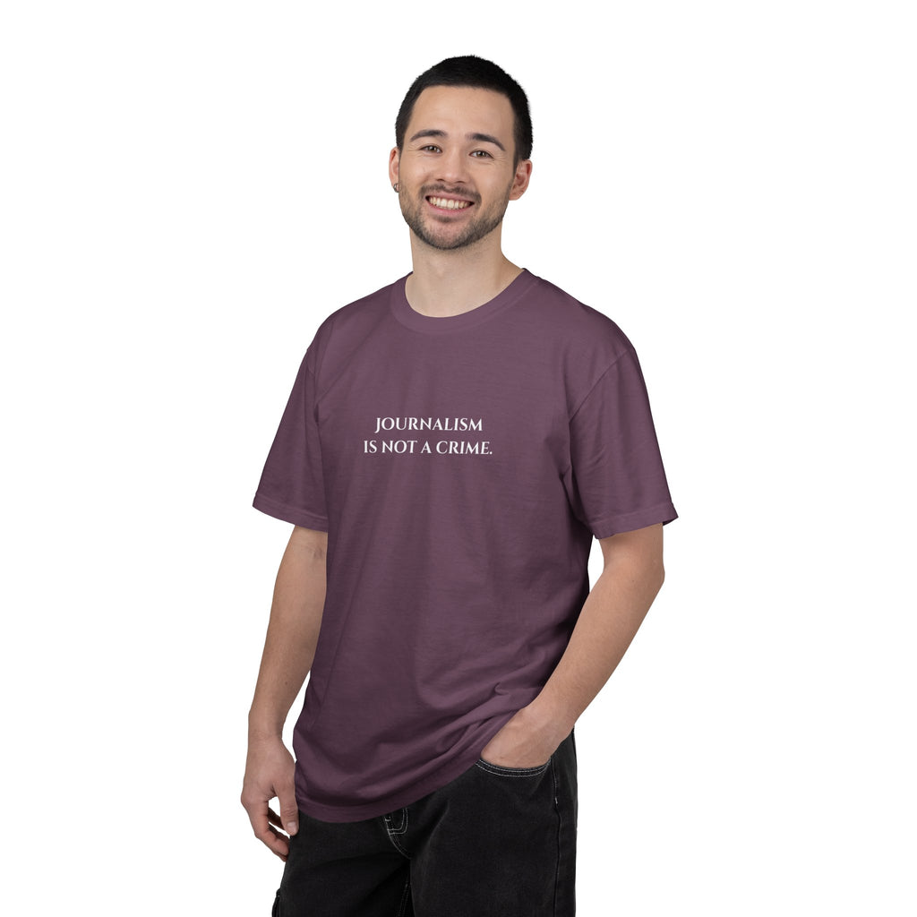 "Journalism is not a Crime"  T-Shirt