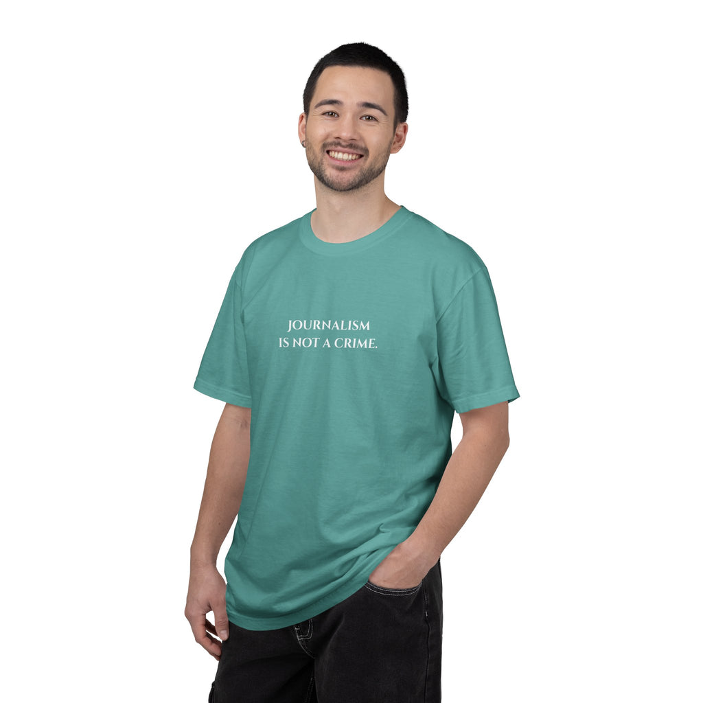 "Journalism is not a Crime"  T-Shirt