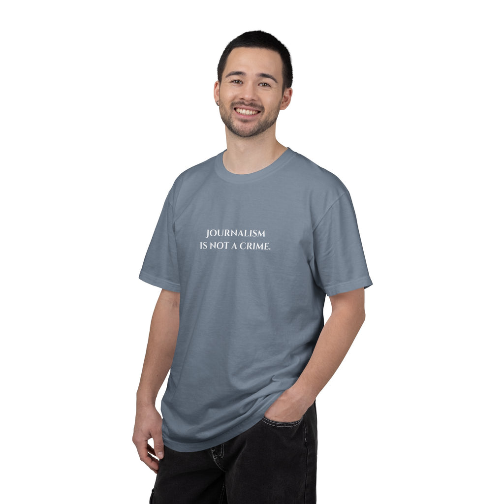 "Journalism is not a Crime"  T-Shirt